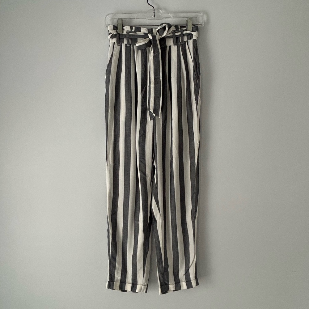 American Eagle Outfitters Striped Black and White Women’s Pants